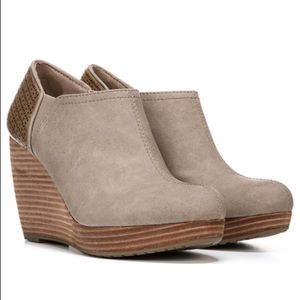 Dr Scholl’s Harlow Wedge Booties -Taupe
